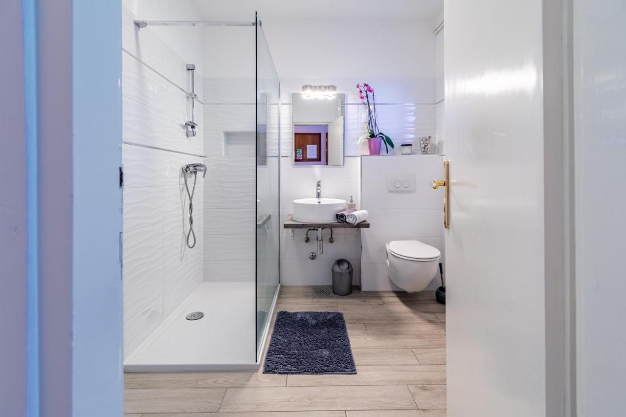 Apartments By The Sea Lovran, Opatija - 7837 المظهر الخارجي الصورة